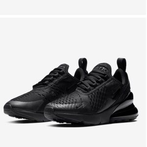 Size 6.5 (Boys/Kids) - Nike Air Max 270 Low Triple Black